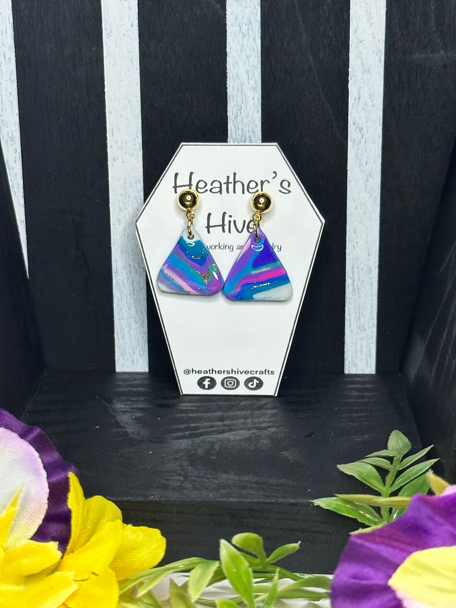 Triangle dangle earrings