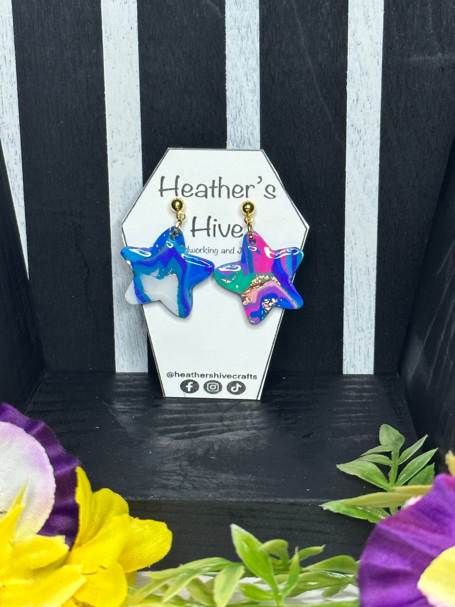 Stars dangle earrings