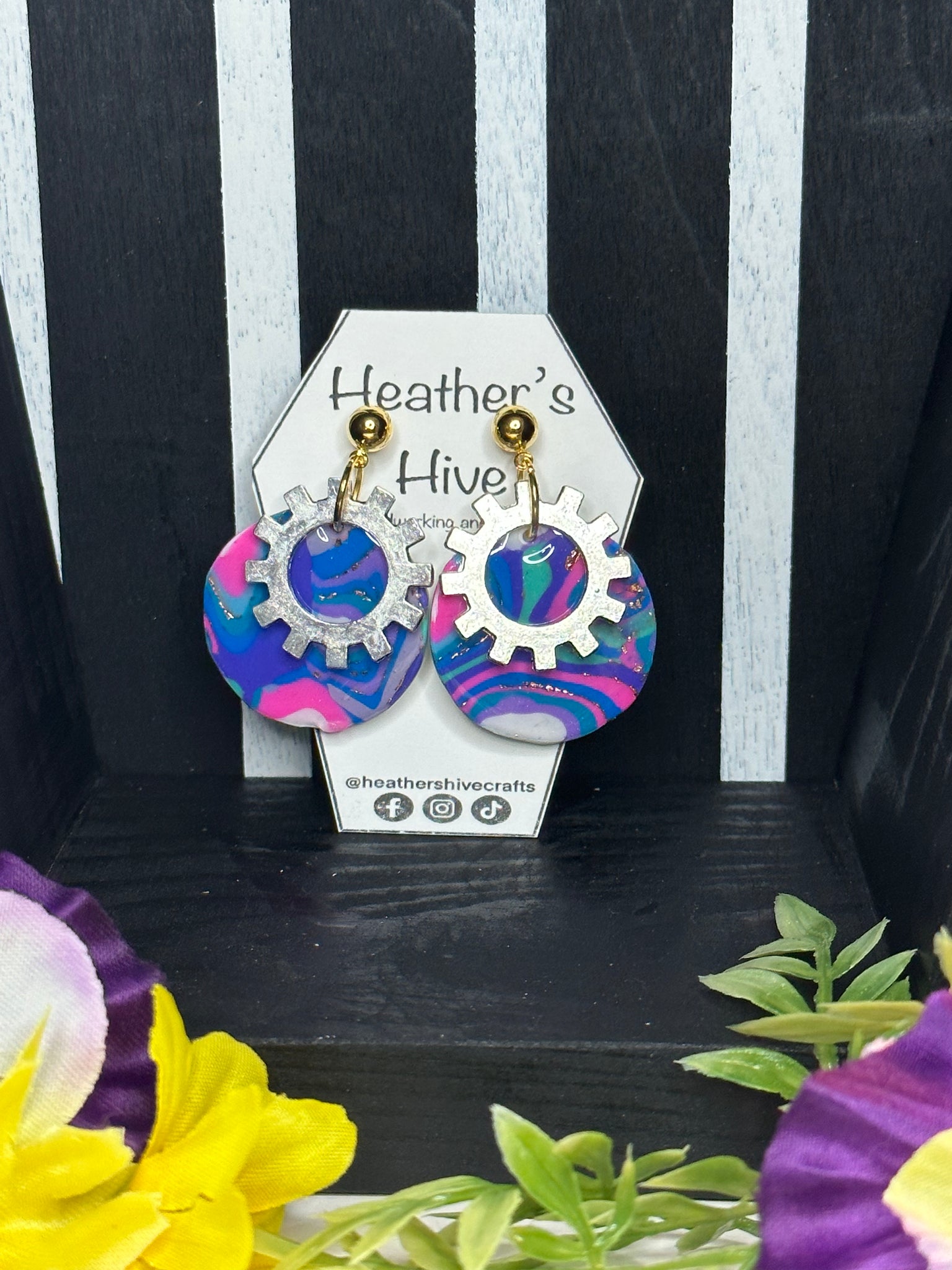 Gears dangle earrings