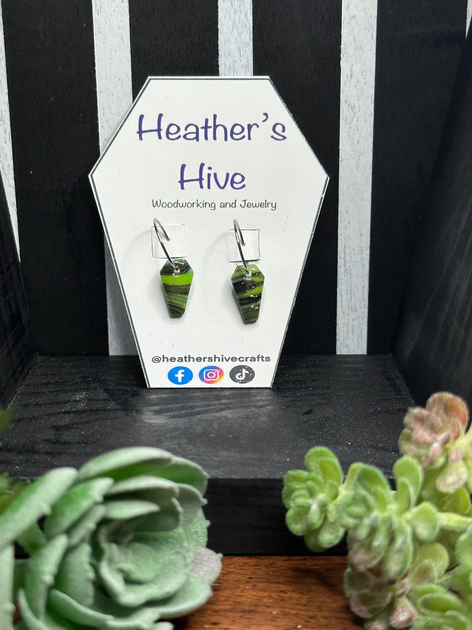 Coffin hoop dangle earrings