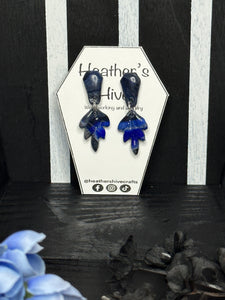 Coffin leaf dangle earrings